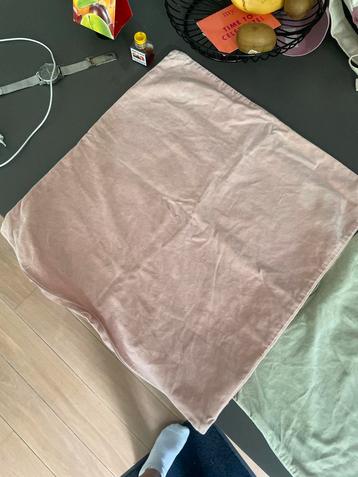 5 Fluweel Kussenslopen 50x50cm beschikbaar voor biedingen