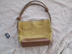 Zara suede okergeel kleurige tas met lang/kort hengsel, Ophalen of Verzenden, Zo goed als nieuw, Overige kleuren, Schoudertasje