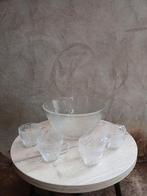 Bowlschaal met 4 glazen. Uitgeslepen glas!, Antiek en Kunst, Ophalen of Verzenden
