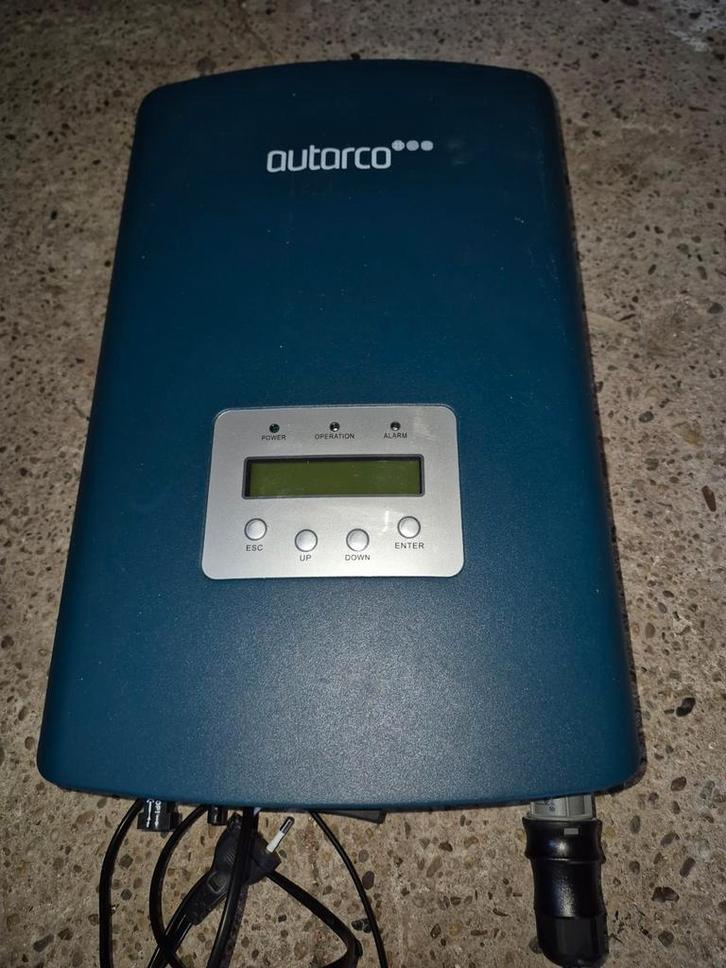 Autarco Omvormer - Gebruikt, Doe-het-zelf en Verbouw, Elektra en Kabels, Gebruikt, Overige typen, Ophalen of Verzenden