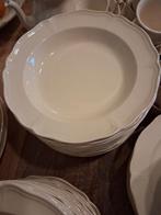 Wedgwood Queens Plain spl.Nieuwe DIepe Borden, Huis en Inrichting, Nieuw, Ophalen of Verzenden, Bord(en), Wedgwood