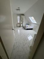 Ruime woning (90m2) met 2 slaapkamers, eigen keuken badkamer, Huizen en Kamers, Huizen te huur, Direct bij eigenaar, 5 kamers