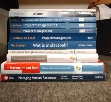 11 x Studieboek Leisure Management - NHL/Stenden beschikbaar voor biedingen
