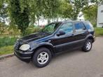 Mercedes-Benz Mercedes 1998 Zwart LPG, Auto's, Stoelverwarming, 1156 kg, Zwart, 6 cilinders
