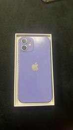 Paarse iPhone 12 mini met 5 hoesjes en glitter lens cover, Telecommunicatie, IPhone 12 Mini, Ophalen of Verzenden, Zo goed als nieuw