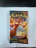 Sword&shield darkness ablaze, Hobby en Vrije tijd, Verzamelkaartspellen | Pokémon, Ophalen of Verzenden, Nieuw