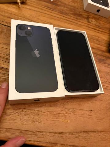 Apple iPhone 13 beschikbaar voor biedingen
