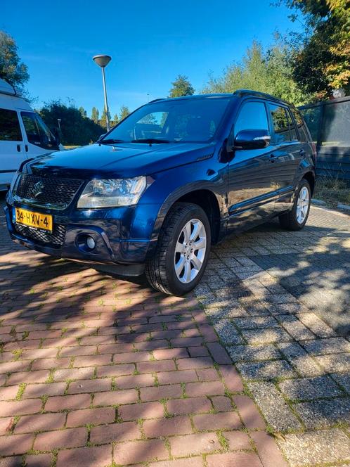 Suzuki grand vitara 2.4 high executive 4x4 automaat, Auto's, Suzuki, Particulier, Grand Vitara, 4x4, ABS, Airbags, Airconditioning