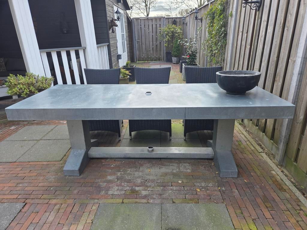 Zinken tuintafel met parasol doorvoer - 225x87x75 cm, Tuin en Terras, Ophalen