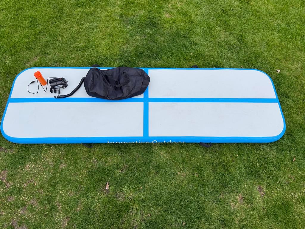 Airtrack met pomp en tas, Ophalen, Zo goed als nieuw