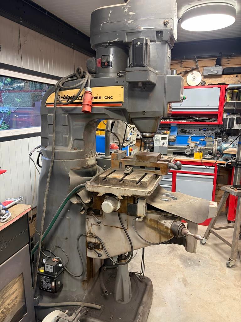 Bridgeport Series I CNC Freesmachine - Gebruikt, Doe-het-zelf en Verbouw, Gereedschap | Freesmachines, Ophalen, Gebruikt, Elektrisch