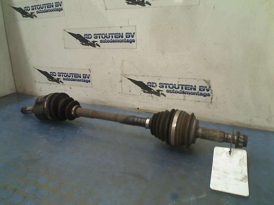 Aandrijfas Links Voor Toyota Verso S (2010-11/2016-10), Gebruikt, Kundenbetreuung@toyota.de, Toyota-Allee 2, Köln 50858, , Duitsland