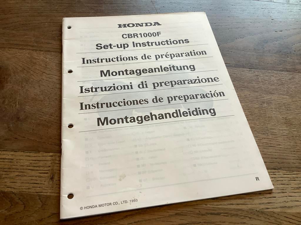 Honda CBR1000F Montagehandleiding 1993., Motoren, Verzenden, Honda