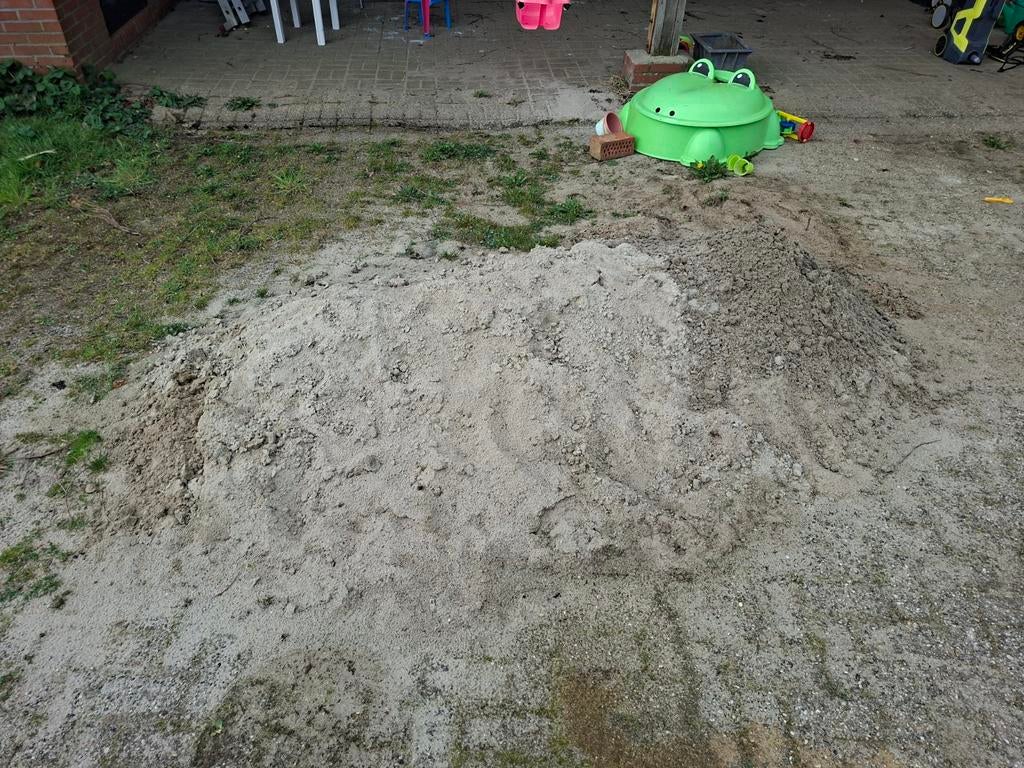 Ongeveer 1m3 wit zand, Ophalen