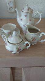 Theeservies in goede staat, Antiek en Kunst, Ophalen of Verzenden