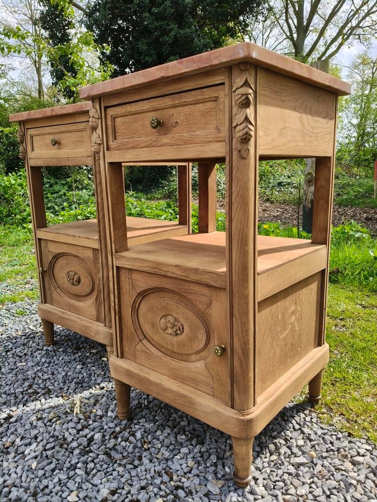 Antieke set nachtkastjes met marmeren blad., Ophalen, Zo goed als nieuw, Minder dan 45 cm, 70 cm of meer