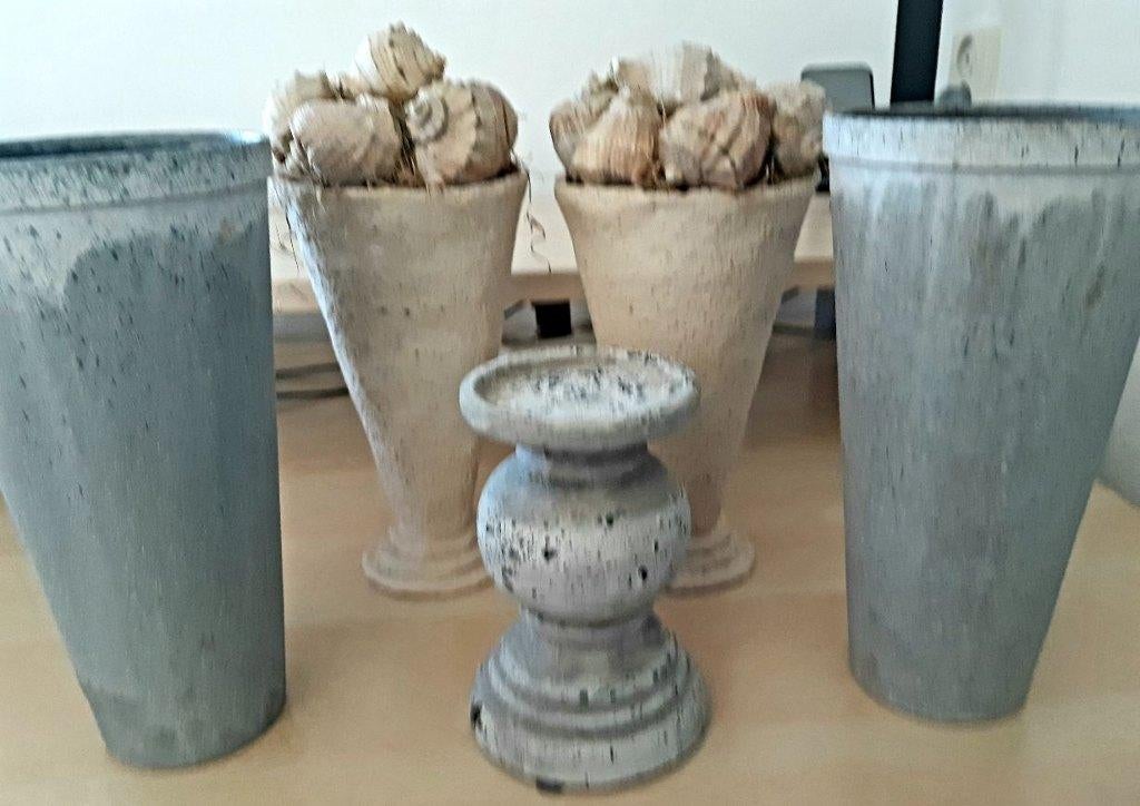 2 Siervazen met schelpen, 2 bloempotten + kaarsenstandaard, Ophalen, Overige kleuren, Aardewerk of Porselein, Zo goed als nieuw