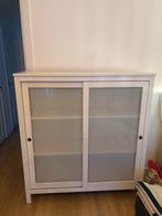 Witte vitrinekast met glazen schuifdeuren, Huis en Inrichting, Kasten | Vitrinekasten, Ophalen, 100 tot 150 cm, 100 tot 150 cm