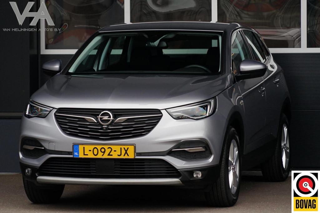 Opel Grandland X 1.2 Turbo Business Elegance, CarPlay, cam., Voorwielaandrijving, Gebruikt, 1199 cc, Leder en Stof
