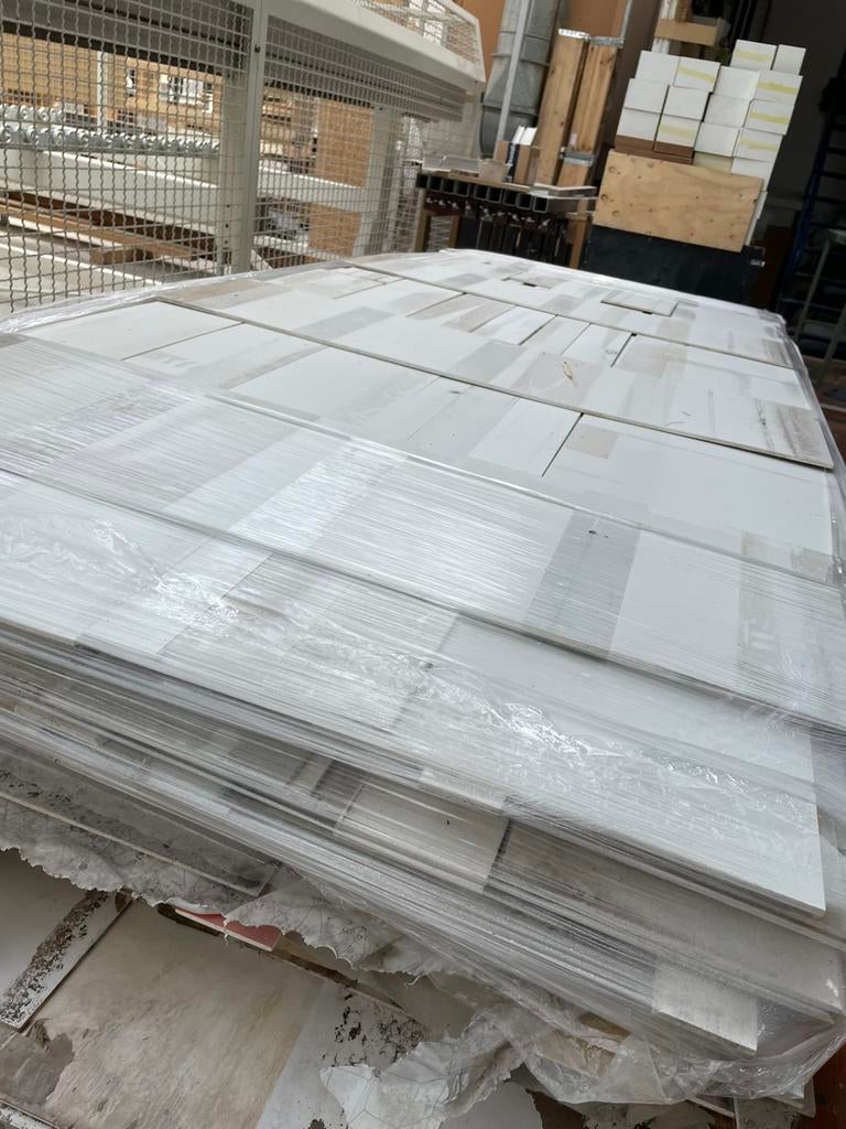 partij platen diverse doeleinden hok dierenhok bekisting, Meerdere dieren, Varken