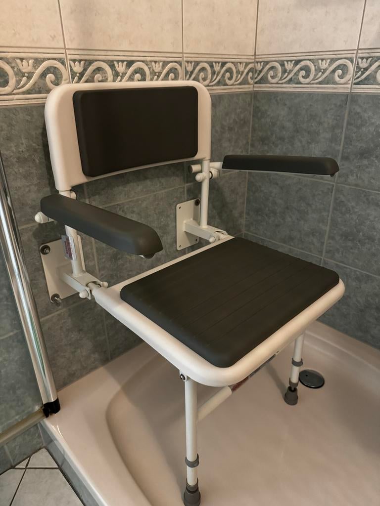 Aidapt VB535 douchstoel, Diversen, Ophalen, Zo goed als nieuw