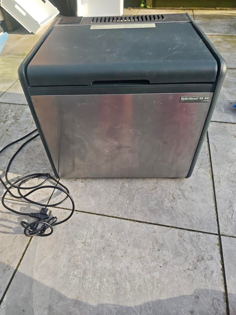 Tristar HybridCool 45 HC Koelbox - Gebruikt, Caravans en Kamperen, Ophalen, Gebruikt, Koelbox, Elektrisch