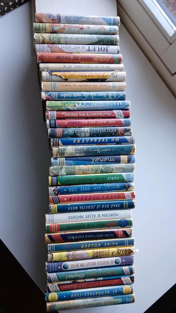 Meisjesboeken uit de Sneeuwbalserie, Boeken, Kinderboeken | Jeugd | 13 jaar en ouder, Gelezen, Fictie, Ophalen of Verzenden