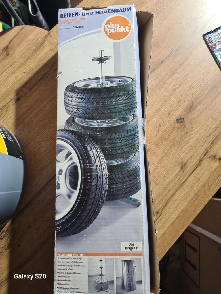 Bijna gratis Pluspunkt Banden- en Velgenboom 102 cm, Auto diversen, Velgenbomen, Nieuw, Ophalen of Verzenden