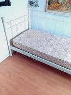 Ikea Tromsnes bed met nette zeer goede matras+topper 90x200, Ophalen, 90 cm, Eenpersoons, Wit