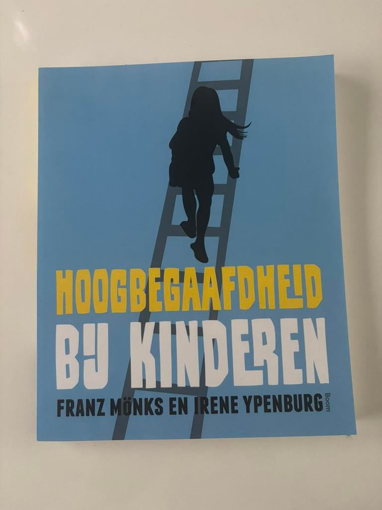 Irene Ypenburg - Hoogbegaafdheid bij kinderen, Boeken, Psychologie, Ophalen of Verzenden, Irene Ypenburg; Franz Mönks, Ontwikkelingspsychologie