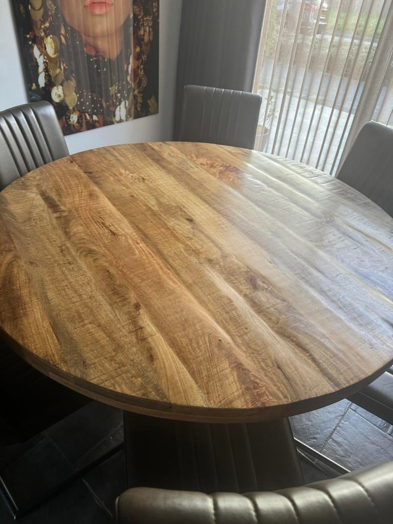 Ronde eettafel van mangohout met metalen onderstel, Huis en Inrichting, Tafels | Eettafels, Ophalen, 150 tot 200 cm, Rond, Zo goed als nieuw