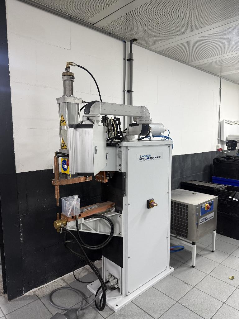 Laskar puntlasmachine 28 KVA + waterkoeler, Doe-het-zelf en Verbouw, Ophalen, Zo goed als nieuw, 250 ampère of meer, Overige typen
