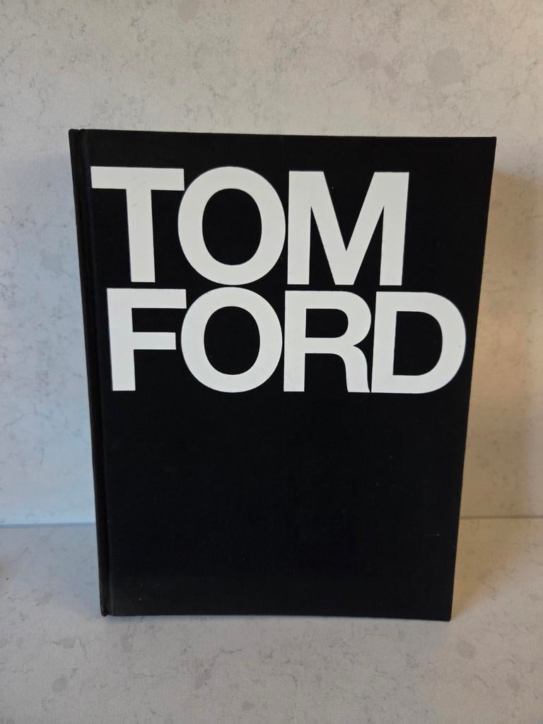 Tom Ford - Groot dik boek, Ophalen of Verzenden, Zo goed als nieuw, Fotografen