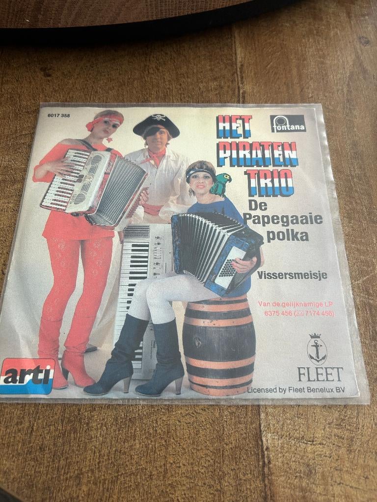 Het Piraten Trio-De papegaaie polka., Cd's en Dvd's, Vinyl Singles, 7 inch, Single, Ophalen of Verzenden, Zo goed als nieuw