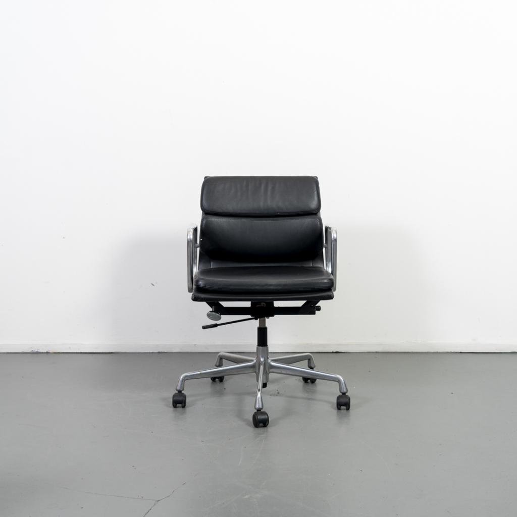 2x Vitra Eames Ea 217 Softpad Zwart - Alu, Niet ingevuld, Zwart, Niet ingevuld, Ophalen of Verzenden