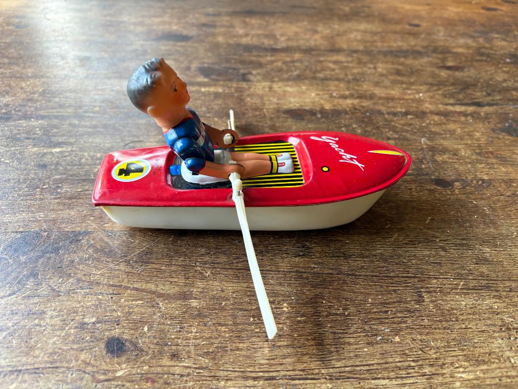 Roeiboot opwindbaar, Antiek en Kunst, Antiek | Speelgoed, Ophalen of Verzenden