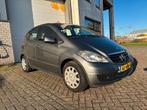 Mercedes-Benz A-Klasse 1.5 A160 5DRS 2009 Grijs /airco, Auto's, Voorwielaandrijving, 49 €/maand, Origineel Nederlands, 595 kg