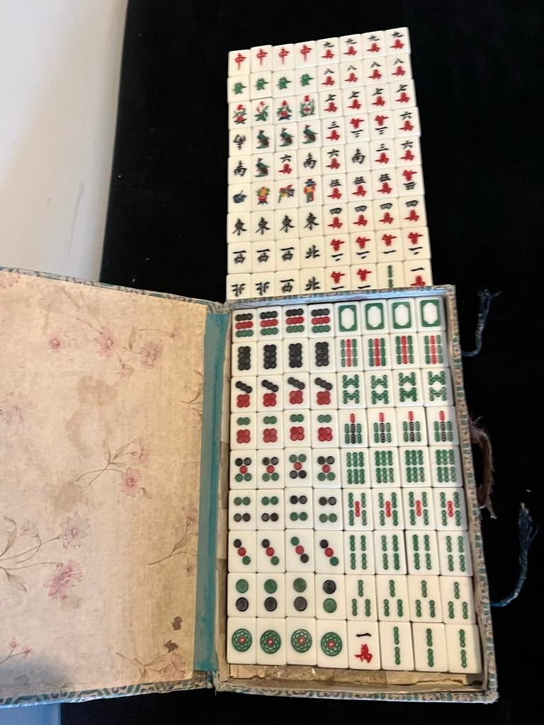 Vintage Mahjong Spel in Authentieke Doos, Drie of vier spelers, Ophalen, Gebruikt