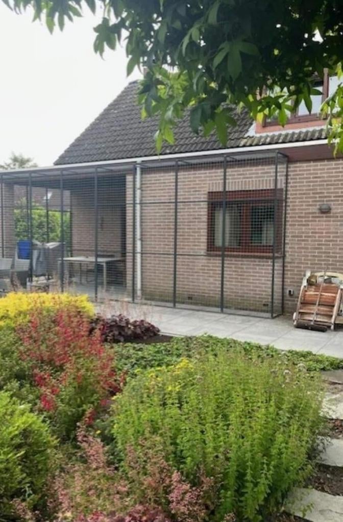 Prachtige kattenren, gepoedercoated antraciet aluminium, Dieren en Toebehoren, Katten-accessoires, Ophalen, Zo goed als nieuw