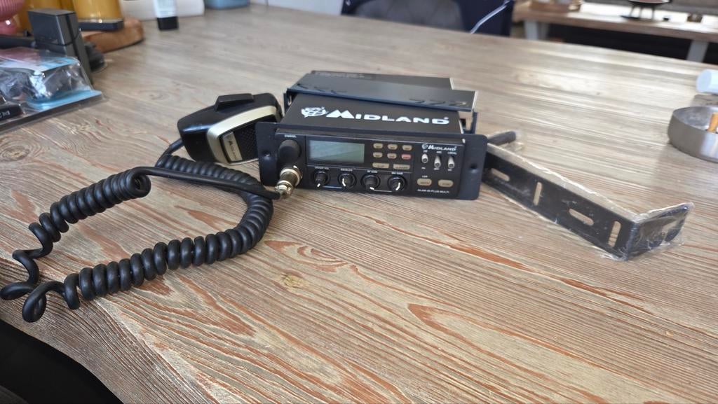 27 mc bak midland, Telecommunicatie, Zenders en Ontvangers, Ophalen of Verzenden