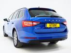Skoda Superb Combi 1.4 TSI iV 218PK | Panoramadak | Virtual, Stof, Gebruikt, 4 cilinders, Blauw