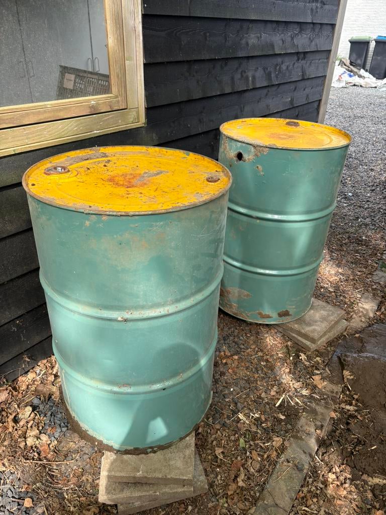2x oliedrum 200ltr., Ophalen, Gebruikt, Vuurton
