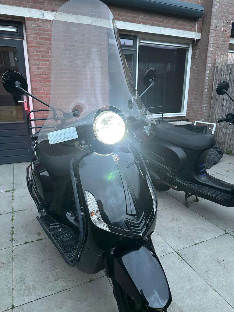 La souris sourini, Fietsen en Brommers, Ophalen of Verzenden, Zo goed als nieuw, Benzine, Overige merken