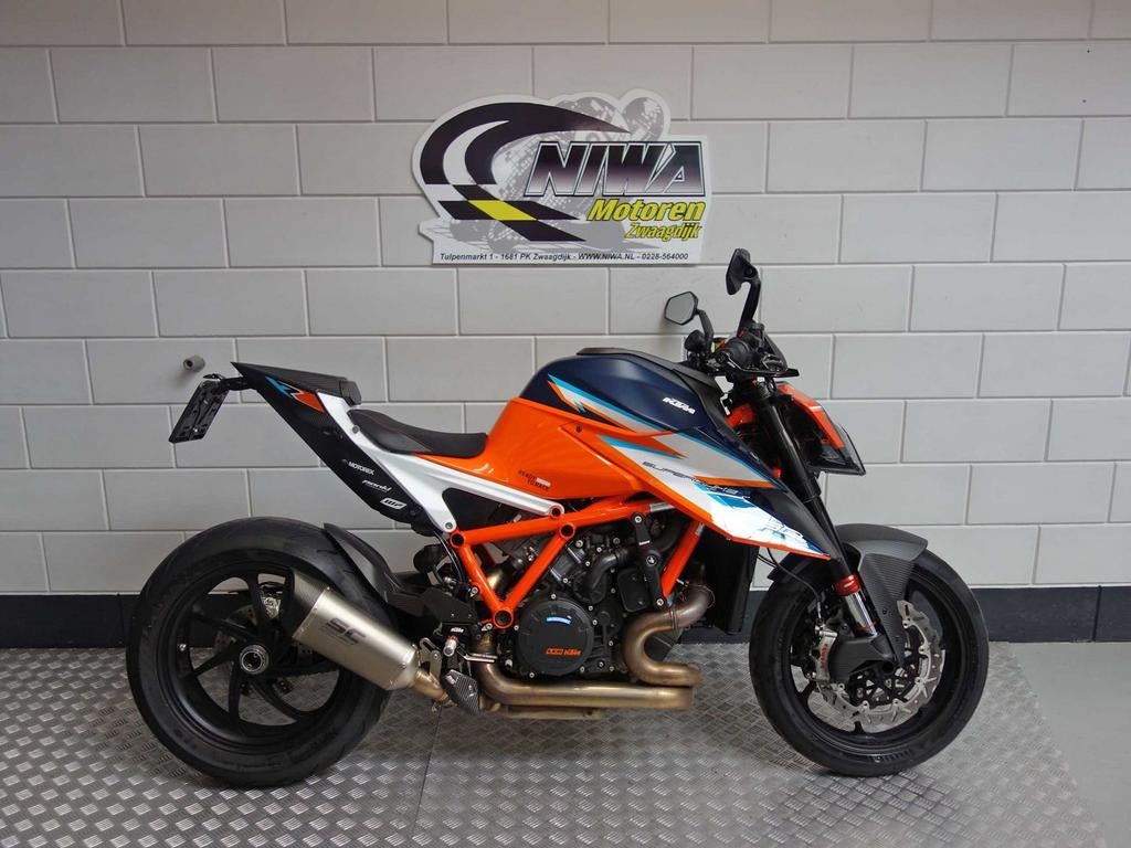 KTM 1290 SUPER DUKE RR, 2 cilinders, KTM, Motorrijbewijs A, Bedrijf