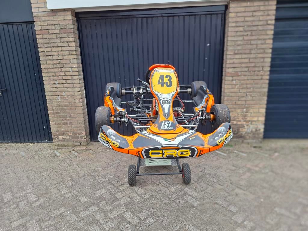 Zeer net rollend CRG chassis, Sport en Fitness, Karting, Ophalen, Zo goed als nieuw, Kart