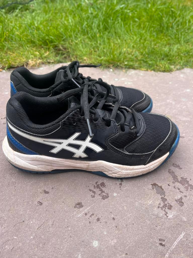 Asics tennis schoenen maat 35, Sport en Fitness, Tennis, Overige merken, Gebruikt, L00, Schoenen