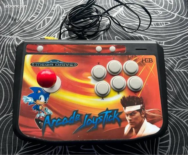 Sega Mega Drive Arcade Joystick - Sonic & Street Fighter, Ophalen of Verzenden, Zo goed als nieuw