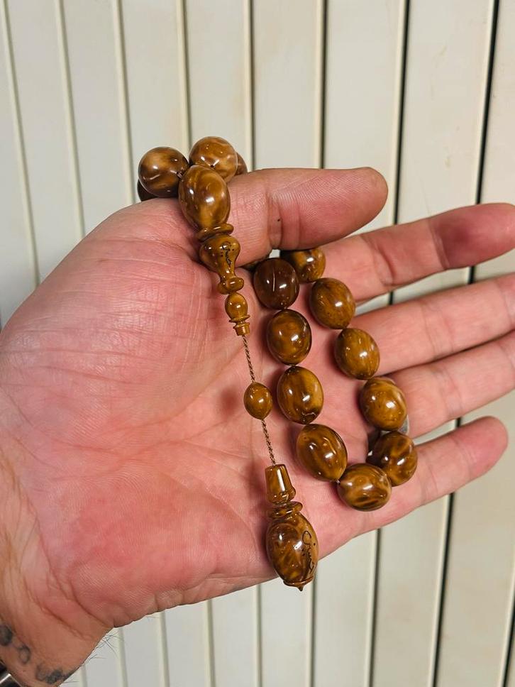 HÜSEYİN ÇELİK MASKOT KUKA TESBIH Gebedskralen, Hobby en Vrije tijd, Kralen en Sieraden maken, Zo goed als nieuw, Kraal, Ophalen of Verzenden