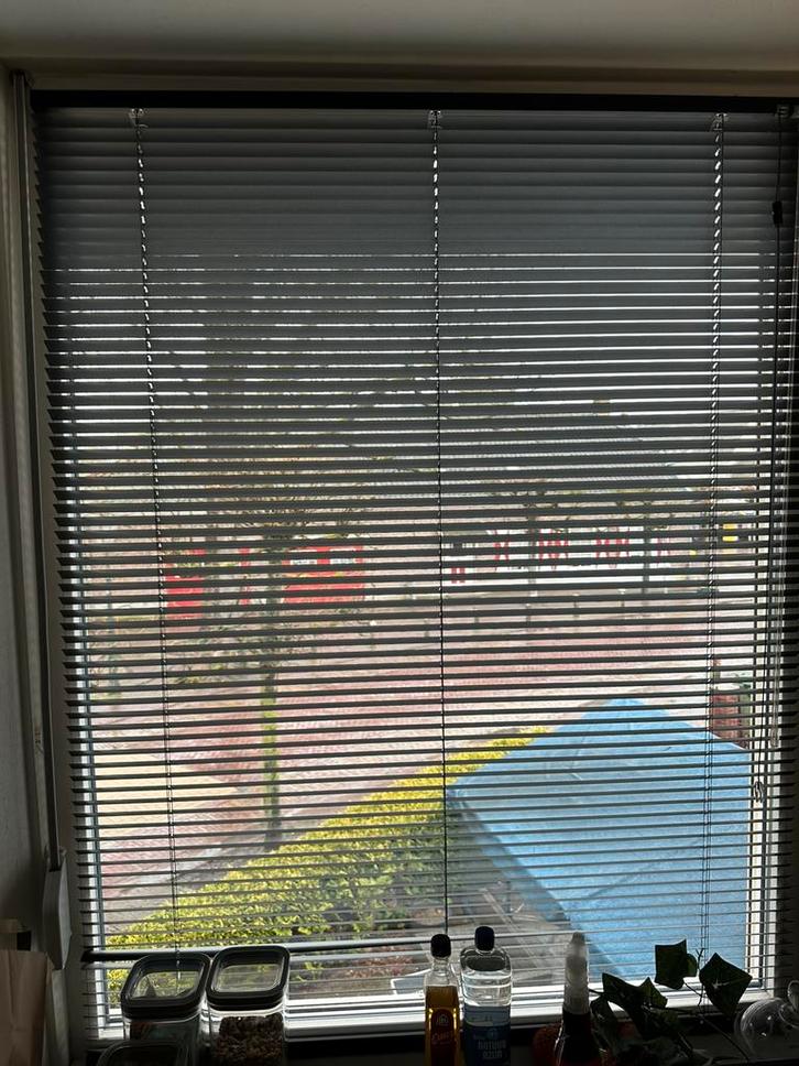 Luxaflex antraciet, Huis en Inrichting, Stoffering | Gordijnen en Lamellen, Zo goed als nieuw, 100 tot 150 cm, 100 tot 150 cm