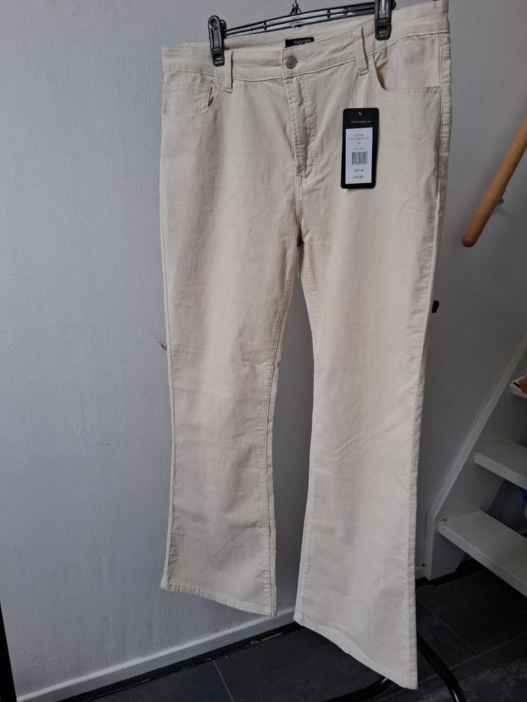 Norah Flora Corduroy broek, Beige, Maat 46/48 (XL) of groter, Nieuw, Ophalen of Verzenden